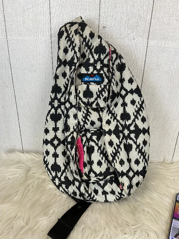 Backpack By Kavu, Size: Medium