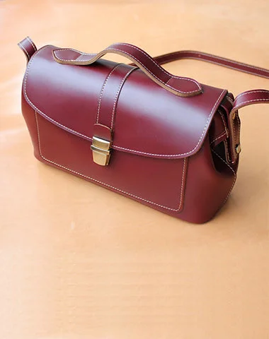 Handmade Womens Red Leather Doctor Shoulder Purses Claret Doctor Crossbody Purses for Women